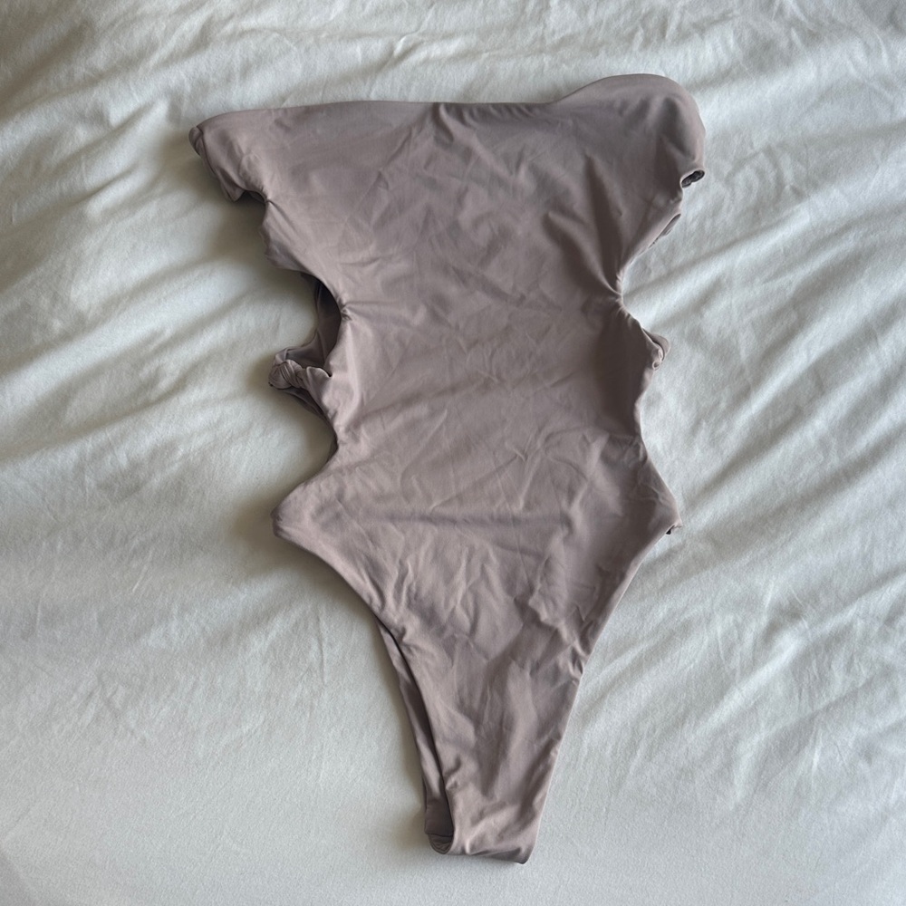 Strapless One Piece Bathing Suit